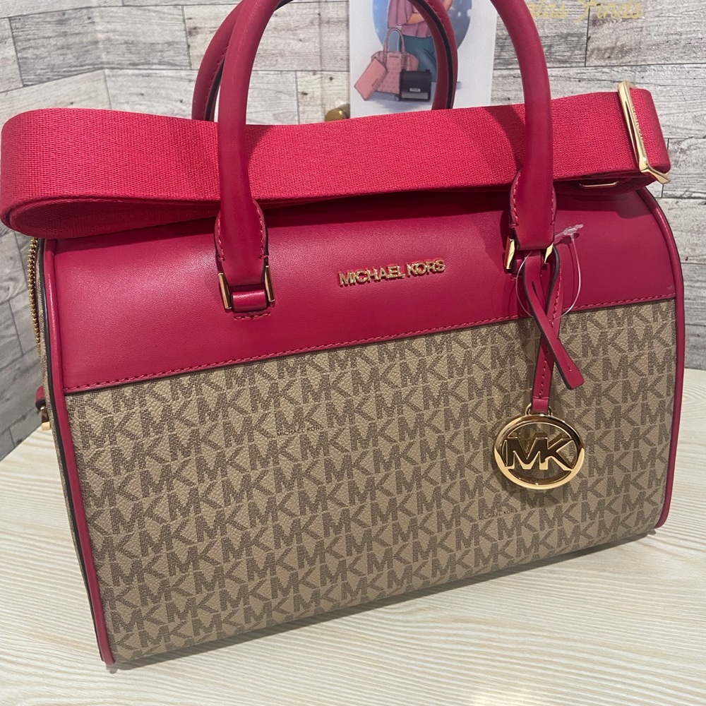 Michael Kors Carmine Pink MD Duffle Bag - Picture 9 of 10